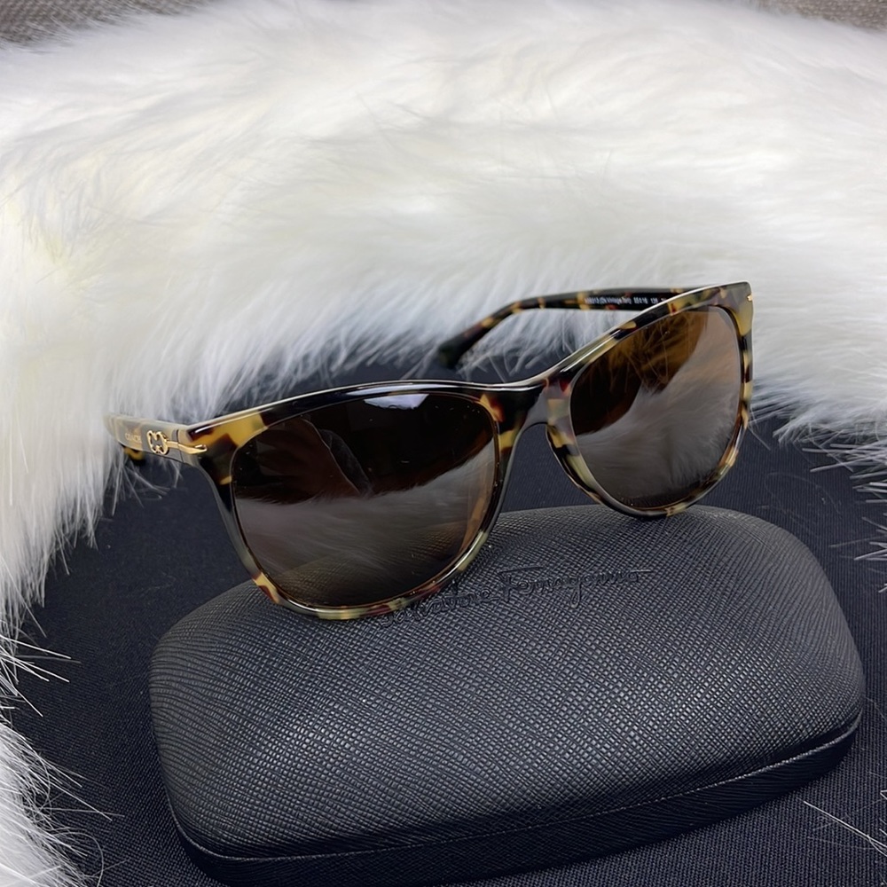Coach HC8117F L588 Blakely Sunglasses 509313 Vintage Tortoise 55-16-135 - Picture 3 of 11